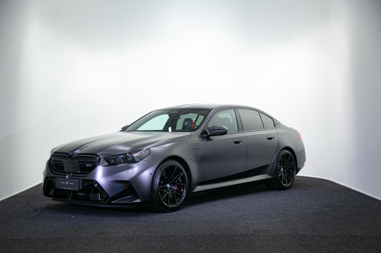 BMW M5 G90 Sedan xDrive - Auto Italy Oy
