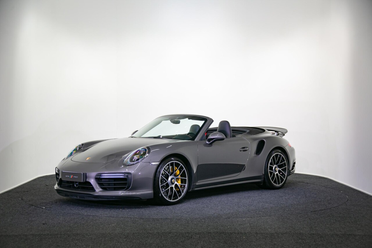 Porsche 911 Turbo S Cabriolet - Auto Italy Oy
