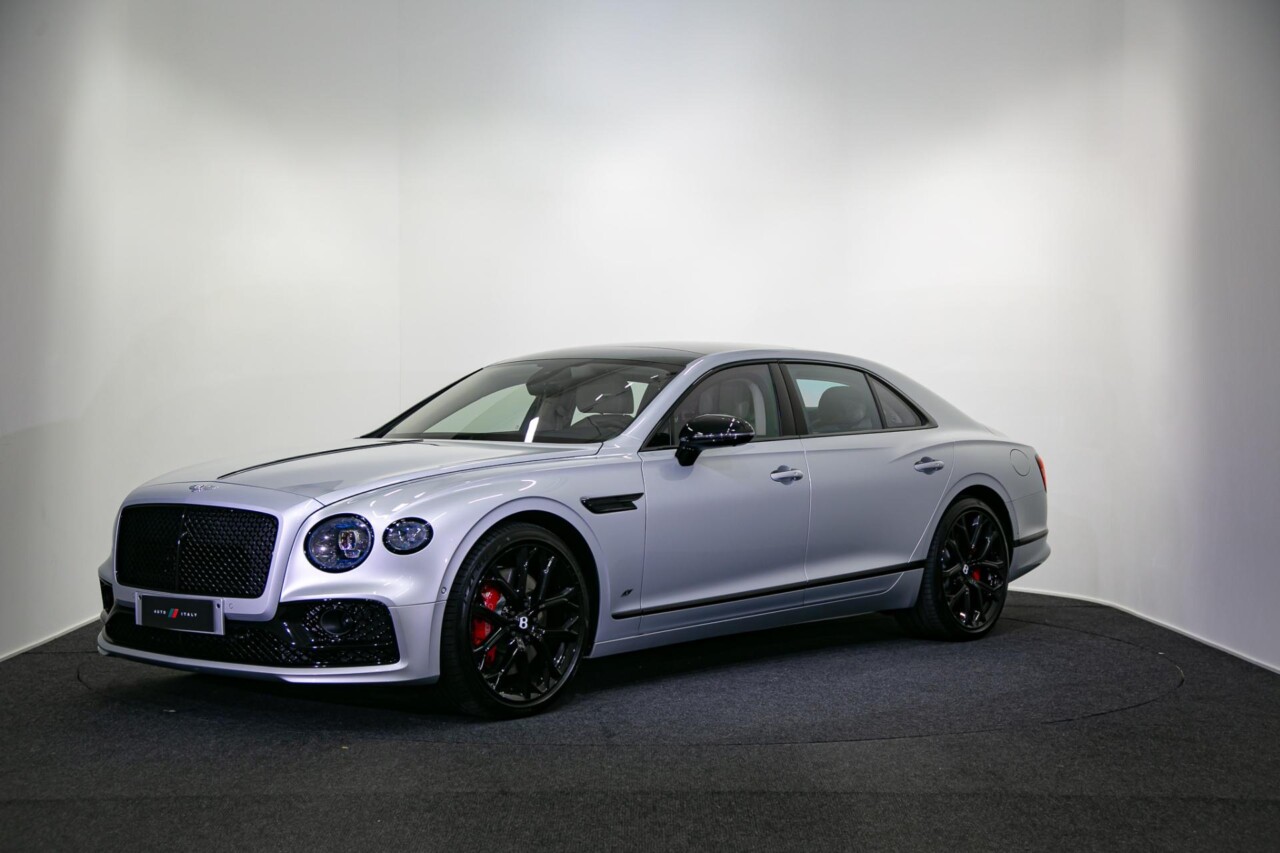 Bentley Flying Spur Flying Spur S Hybrid Sedan - Auto Italy Oy
